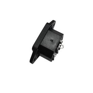 IEC60320 C14 connecteur industriel à angle <span class=keywords><strong>droit</strong></span> 3 broches borne PCB montée sur vis cuivre et Nylon 15A 250V prise d'entrée d'alimentation - Product Image 3