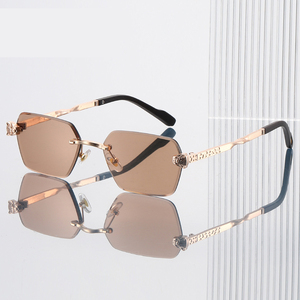 LBASHADES 2519 Gafas de Sol Poligonales sin Marco con Logotipo Personalizado al por Mayor, Lentes Marrones de Lujo, Montura Metálica, Listas para Enviar - Product Image 1