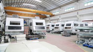 Camioneta 4x4 Iveco Expedition de Australia y Europa, Remolque Camper, Autocaravana, Caravana, Venta al por Mayor de Fábrica - Product Image 5