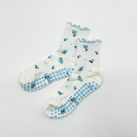 Chaussettes de Pilates personnalisées OEM, design élégant, motif floral, avec logo personnalisé sur le dessous, saison automne, pour studio