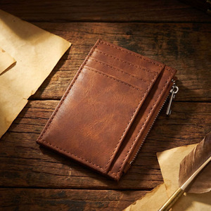 Tarjetero y Porta Identificaciones de PU, Diseño Vintage Ultrafino, Almacenamiento Portátil con Cierre para Pasaportes y Tarjetas de Crédito - Product Image 1