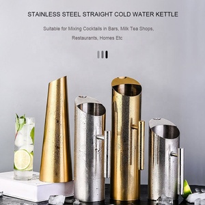 <span class=keywords><strong>Pichet</strong></span> à eau en acier inoxydable <span class=keywords><strong>Pichet</strong></span> en métal avec garde-glace Carafe à boisson avec poignée Boisson chaude glacée Thé Jus Café Bière - Product Image 2