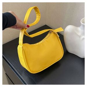 I-0346 Hot Selling <b>Bags</b> Pu Leather Underarm Hand <b>Bags</b> Purse Ins <b>Small</b> <b>Shoulder</b> <b>Bag</b> Ladies Zipper Handbags - Product Image 2