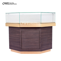 Montre en bois vitrine décoration personnalisé verre montre magasin affichage vitrine conception pour montre boutique