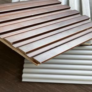 لوح جداري حديث من مركب الخشب والبلاستيك بتصاميم خشبية مقاوم للرطوبة وعازل للصوت لتزيين المنازل - Product Image 2