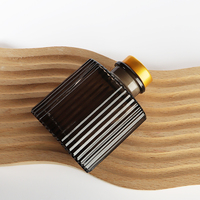 7 jours d'expédition 100ml plat rayures diffuseur bouteille vide Transparent noir parfum diffuseur bouteille