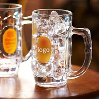 Vente en gros de tasses à bière en verre à sublimation personnalisées avec poignée, différents designs, 330 ml et 500 ml