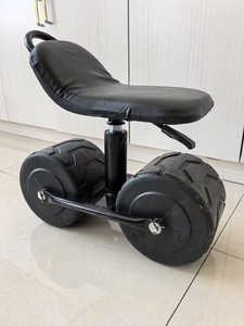 Chaise de jardin à roulettes noire d'une capacité de 100kg et chariot à outils chariot à siège roulant industriel étiquette TC1411 - Product Image 3