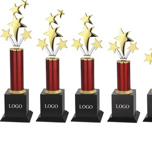 Premio metálico personalizado con grabado de logotipo personalizado para regalos promocionales y corporativos, trofeos metálicos en forma de estrella 510 A B C D E - Product Image 1