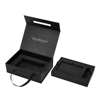 Boîte cadeau magnétique personnalisée avec poignée en ruban, insert à deux couches, emballage en carton rigide, boîtes magnétiques pliables