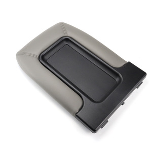 ฝาครอบที่วางแขนคอนโซลกลางเชฟโรเลต หนังสีเทาอ่อน กล่องเก็บของ FS 0013 - Product Image 4