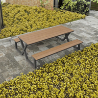 Mobilier d'extérieur moderne durable en fer, métal, bois, carré et conjoint, ensemble table et chaises pour cour