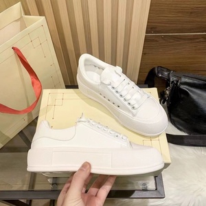 Zapatos de Diseñador de Lujo de Alta Calidad, Logotipo Personalizable, Zapatillas Casuales para Hombre, Estilo Deportivo, Zapatos para Hombre y Mujer, Zapatos para Correr - Product Image 2