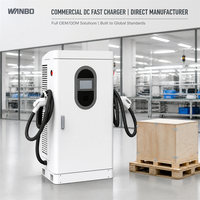 Station de recharge rapide DC double pistolet 200 kW, panneau capsule blanc, chargeur EV pour usine