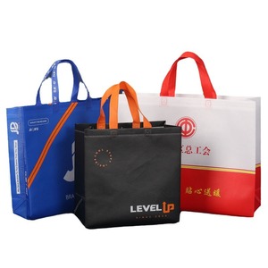 Bolsas de tela no tejida personalizadas con serigrafía, bolsas reutilizables para ropa, hechas en Zhejiang - Product Image 3