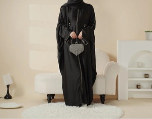 Sharut 2025 all'ingrosso abbigliamento islamico personalizzato moda <span class=keywords><strong>pipistrello</strong></span> manica lunga <span class=keywords><strong>con</strong></span> lo stesso foulard donna <span class=keywords><strong>abito</strong></span> musulmano Abaya - Product Image 5