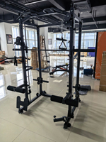 Système de musculation multifonctionnel à charge libre pour la maison : Smith Machine, Rack à Squats, Banc de Musculation, Équipement d'entraînement de force