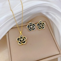 Nouvel ensemble de bijoux de luxe en acier inoxydable 316L avec pendentif rose noire et boucles d'oreilles pour femme, idéal pour le quotidien et les fêtes, parfait comme cadeau.
