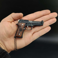 Gantungan Kunci Produk Tiktok Pistol Gagang Kayu Pistol Mainan Logam Colt 1911 Beretta Peluru Mini Gun Gantungan Kunci Model Pistol