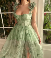 Robe de bal personnalisable style princesse en dentelle, longue, avec appliques papillon 3D sur les bretelles, coupe trapèze, fente, pour soirées et fêtes estivales