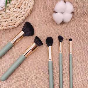 ชุดแปรงแต่งหน้ามืออาชีพ YRX 5 ชิ้น ชุดแปรงสำหรับลงแป้ง คอนทัวร์ และแต่งหน้า สีเขียว - Product Image 1