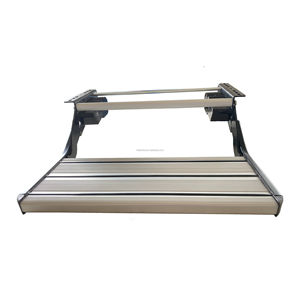 Escalones de RV eléctricos de 1 escalera <span class=keywords><strong>para</strong></span> <span class=keywords><strong>caravanas</strong></span>, remolques, campistas, camiones de expedición; Automático <span class=keywords><strong>para</strong></span> campistas de camiones planos - Product Image 1