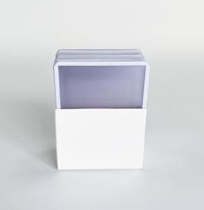 Borde de color blanco 3 "x 4"(76x102mm) Tarjetero de plástico PVC estándar 35pt - Product Image 1