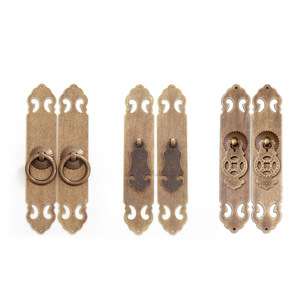 Poignées de porte d'armoire en laiton de style chinois Ding Cheng, poignées verticales antiques avec anneau pour armoire et meubles - Product Image 4