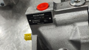 ซีรีส์ PV PV6 PV10 PV15 PV20 PV29 รุ่น PV15-2R1-F02 PV10-2R5D-C00 ไฮดรอลิกไฮพิสตัน PV6 2R1E F02 - Product Image 5