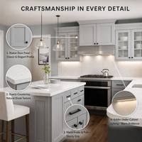 Meubles de cuisine modernes en U avec moulures, armoires en MDF personnalisables avec plan de travail en quartz blanc pour villa
