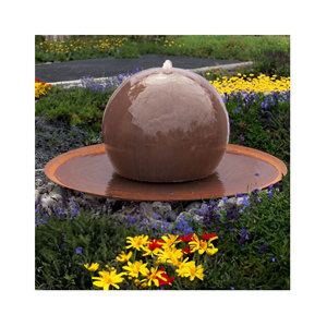 Fuente pequeña esférica decorativa de jardín de acero inoxidable personalizada Esfera de acero Corten Fuente de jardín con función de agua - Product Image 1
