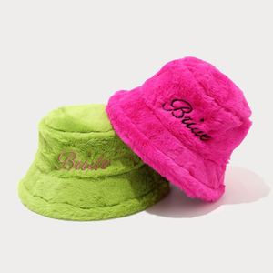 Chapeau Bob Chaud d'Extérieur Automne-Hiver, Nouveau Chapeau de Pêcheur avec Broderie Personnalisée Lettres de la Mariée, Robe de Mariage Tendance - Product Image 3
