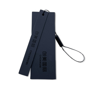 Étiquettes suspendues vierges en carton noir mat épais avec diverses options de personnalisation, étiquettes polyvalentes pour vêtements de bain, de plage et de sport - Product Image 4