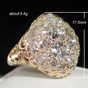 Anello a Forma di Mezza Cupola, Design Elegante per Donne - Product Image 4