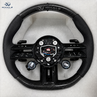 Volant sport personnalisé de luxe en fibre de carbone et cuir, design à fond plat, finition brillante en fibre de carbone, palettes de changement de vitesse