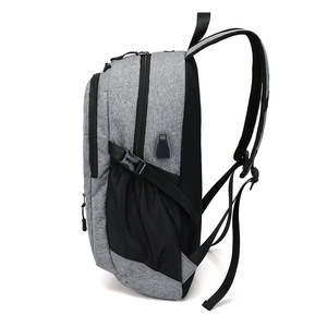Mochila Deportiva de Baloncesto Impermeable Personalizada con Logotipo, de Poliéster, con Capacidad de 30-40L, para Viajes en Equipo - Product Image 4