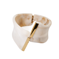 Brazalete Geométrico Unisex de Moda, Acero Inoxidable 316L, Chapado en Oro PVD, Sostenible y Resistente