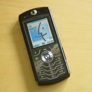 Téléphone portable GSM classique simple et pas cher, débloqué d'usine, original, en vente chaude - Product Image 2
