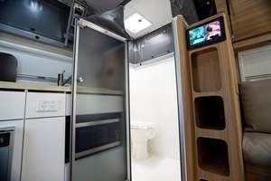 <span class=keywords><strong>Camping</strong></span>-<span class=keywords><strong>car</strong></span> de voyage tout-terrain, caravane de <span class=keywords><strong>camping</strong></span>, fourgon de <span class=keywords><strong>camping</strong></span> tout-terrain, design intérieur luxueux, caravane de voyage - Product Image 5