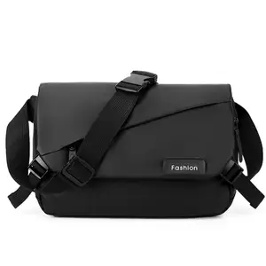Hot Sale Custom Shoulder Chest Bag Man Nylon Fabric Small Casual Easy Carry Crossbody Messenger Bag For Men Riding