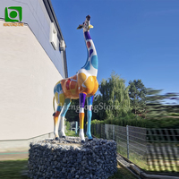 Statue de gorille en résine et fibre de verre, fabriquée à la main, pour la décoration extérieure des zoos