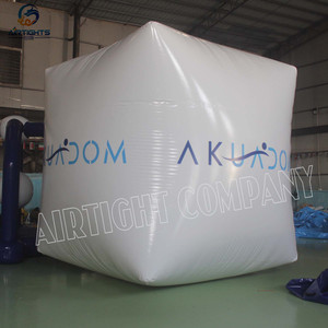 Flotteurs gonflables cubiques de grande taille 3m X 3m pour le triathlon avec impression de logo - Product Image 4
