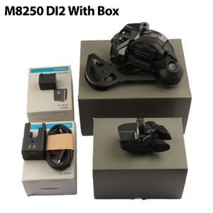 Dérailleur arrière électronique sans fil Deore XT <span class=keywords><strong>Di2</strong></span> M8250 12 vitesses en alliage pour VTT avec chargeur EC-DN100 - Product Image 2