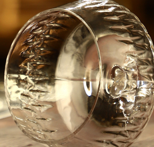 Verre à Margarita et à Whisky sur Pied Créatif, Design Tendance, Fournisseur d'Usine de Logos Personnalisés pour Restaurants et Fêtes - Product Image 4
