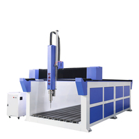 Routeur CNC pour la fabrication de lettres et d'enseignes en mousse publicitaire