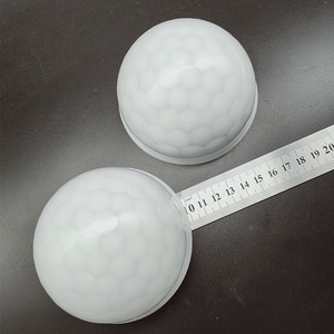 Q10050 en forma de cúpula Cuerpo Humano infrarrojos de 100mm de diámetro <span class=keywords><strong>sensor</strong></span> PIR de plástico de HDPE tipo de lente <span class=keywords><strong>fresnel</strong></span> 100x58mm focal longitud 50mm - Product Image 1