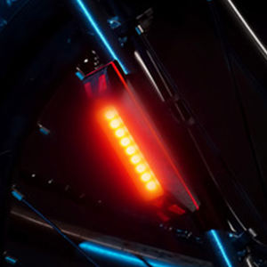 ไฟท้ายจักรยานแบบชาร์จไฟได้ Jayhwan อุปกรณ์เสริมเพื่อความปลอดภัยบนท้องถนน ไฟเตือนสำหรับการขี่จักรยาน - Product Image 5