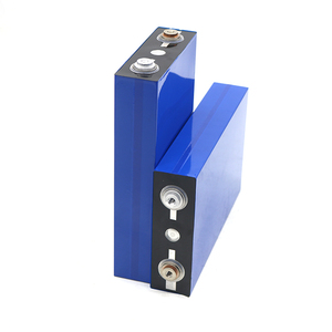 نظام تخزين الطاقة الشمسية من TOPWAY، بطارية ليثيوم أيون منشورية 3.2 فولت 100 أمبير في الساعة، حزمة بطاريات Lifepo4 بجهد 12 و24 و48 فولت، شبه صلبة مع 3000 دورة شحن - Product Image 4