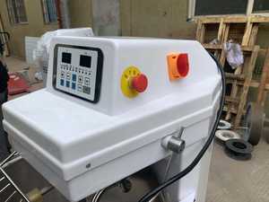 Machine à pétrir la pâte à pain en <span class=keywords><strong>spirale</strong></span>, pétrin en <span class=keywords><strong>spirale</strong></span>, machine à pétrir la farine, matériel de boulangerie industrielle - Product Image 3