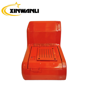 Excavator Parts 300-5 series Excavator Hydraulic Pump Radiator <b>Water</b> Tank Door for DEAWOO Excavator - Product Image 3